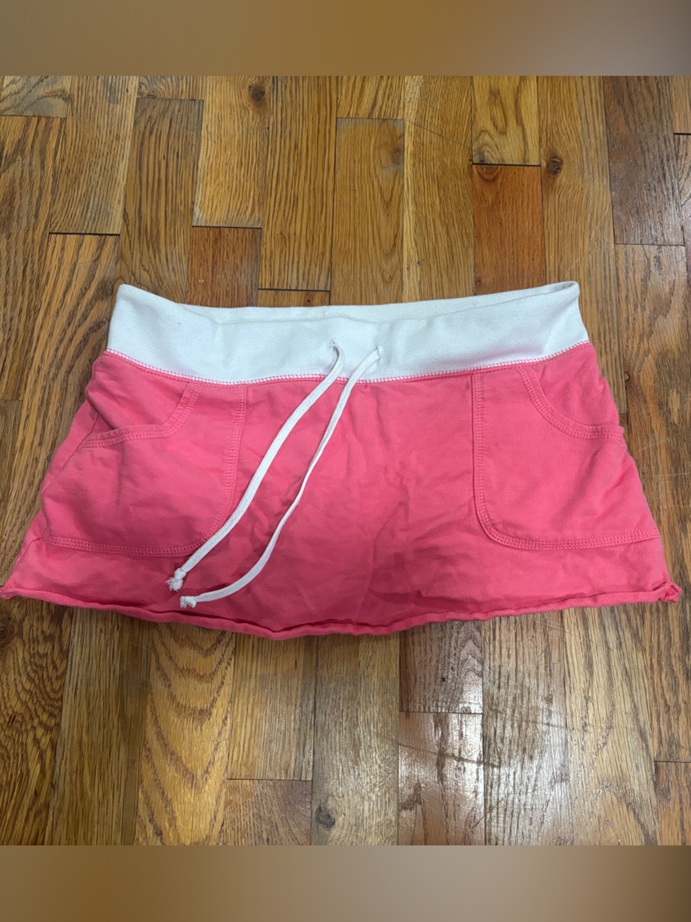 NWOT - Women's Pink Drawstring, Hawaii skirt with White Waistband - Size M